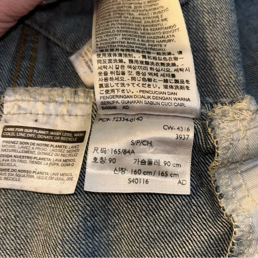 Levi’s Trucker denim jacket size S faded blue wash 100% cotton 72334 punk grunge - Picture 5 of 7